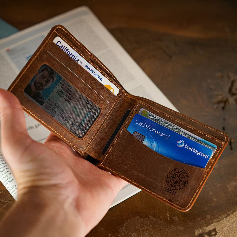 The Perfect Wallet for Him – With Your Personal Touch